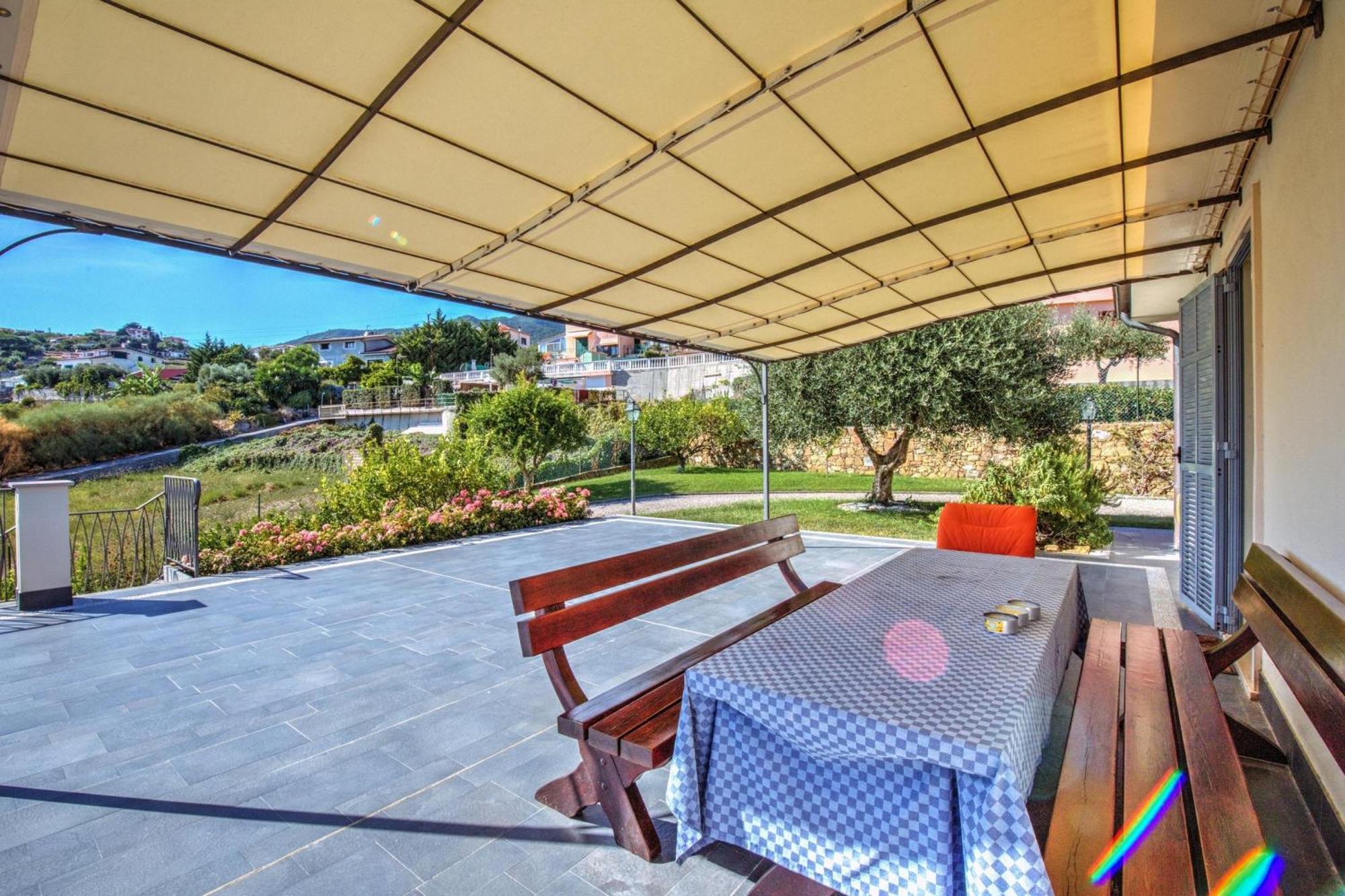 Villa Lucia Riviera Dei Fiori Pool - Happy Rentals Sanremo Exterior foto